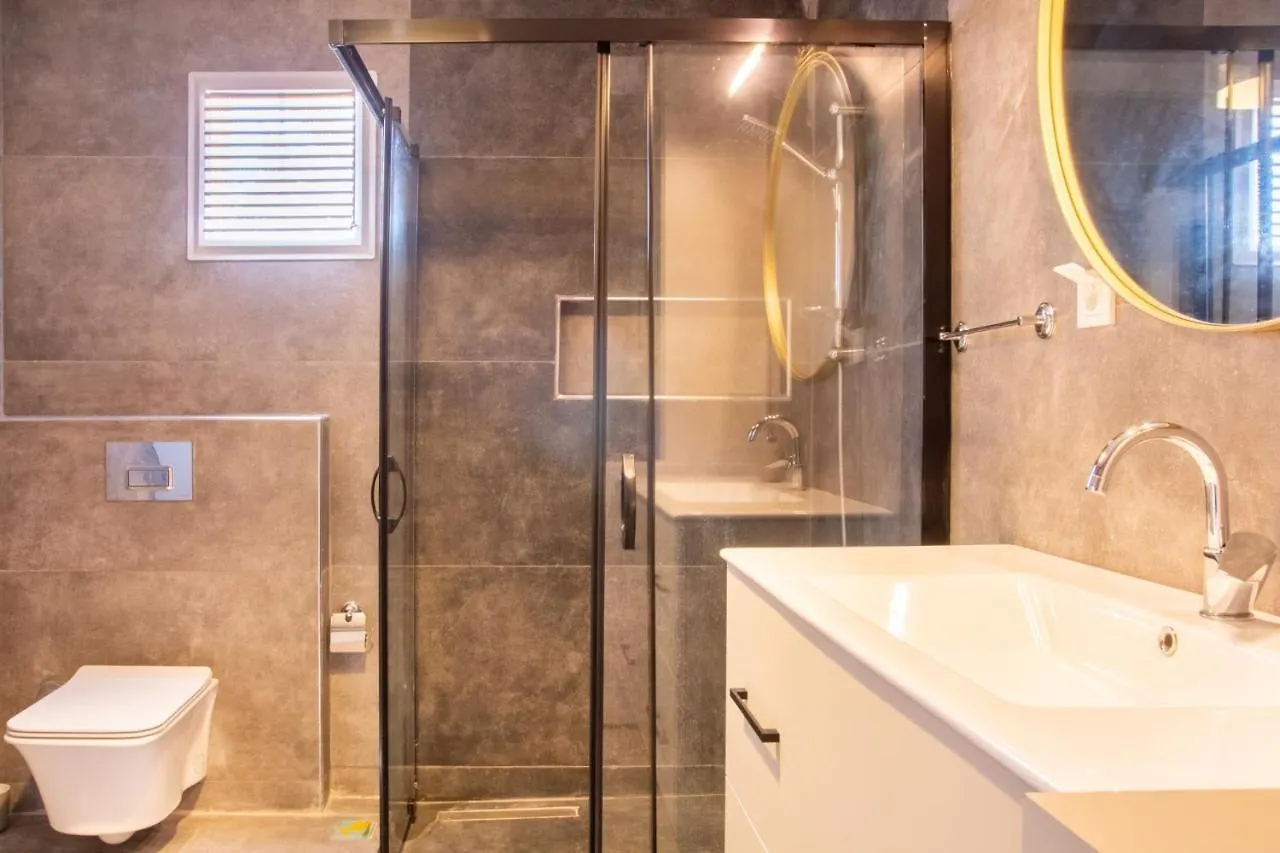 Fully Furnished And Stylish Villa In Izmir